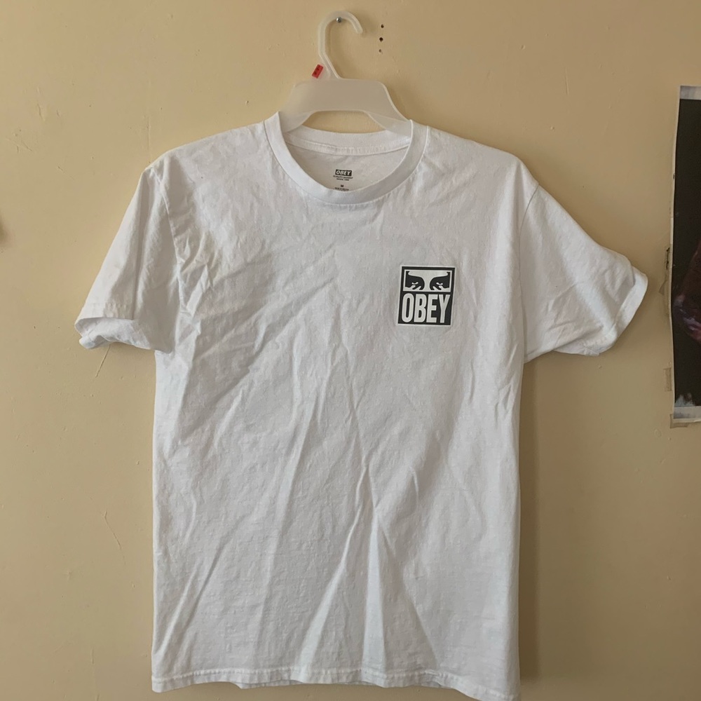 Obey t shirt